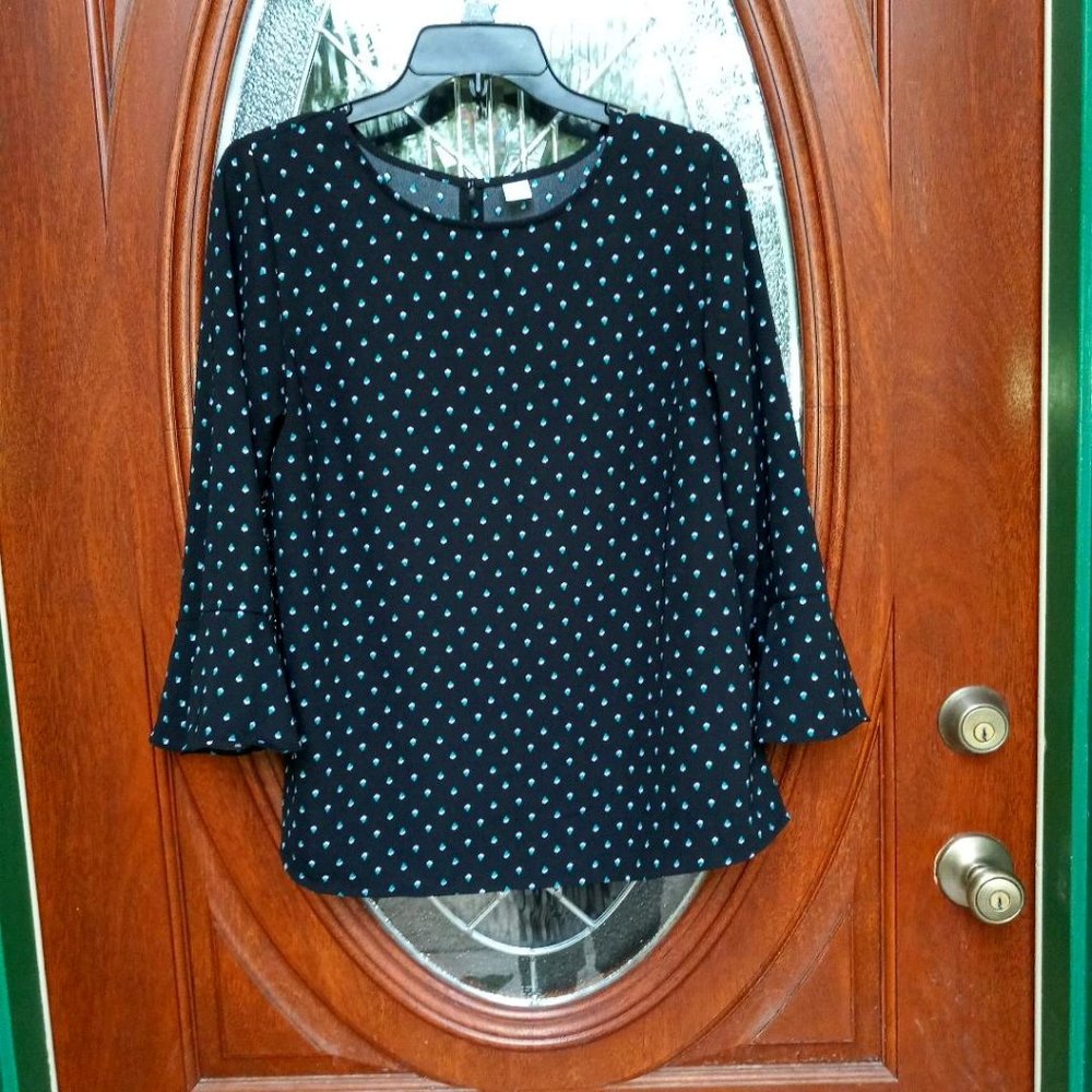 Old Navy Paisley Top Long Sleeves Keyhole Button Closure Size S